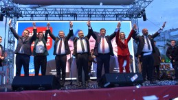 CHP Genel Başkanı Özel’den Tugay: Sütte leke var onda yok
